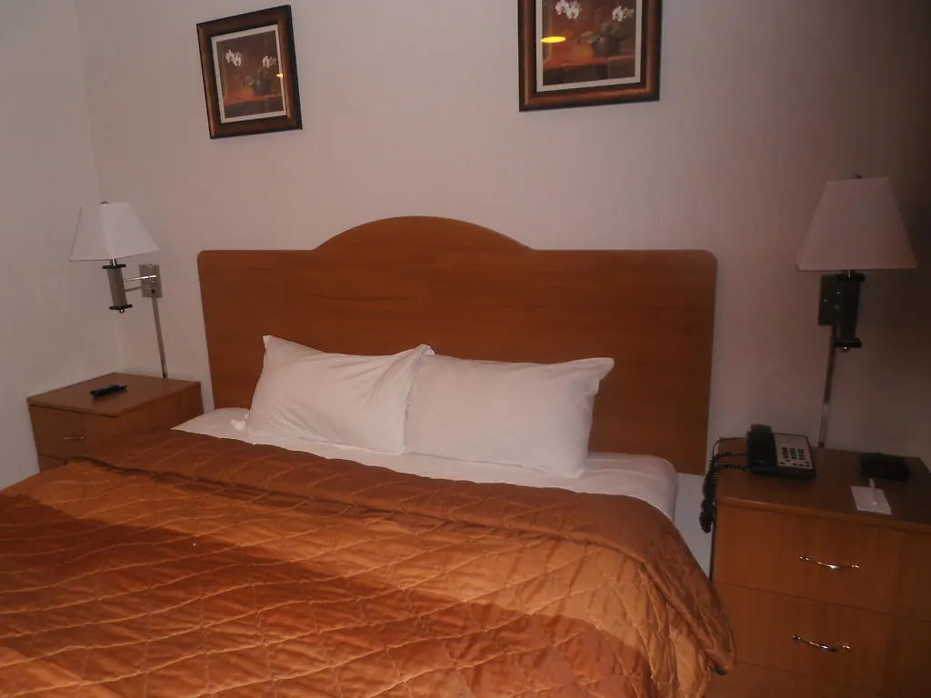 **  The Vue Express @ 39Th Street Hotel New York United States